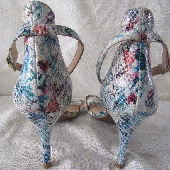 B P Open Toe, Strappy Sandals, Size 10 - Picture 4 of 5